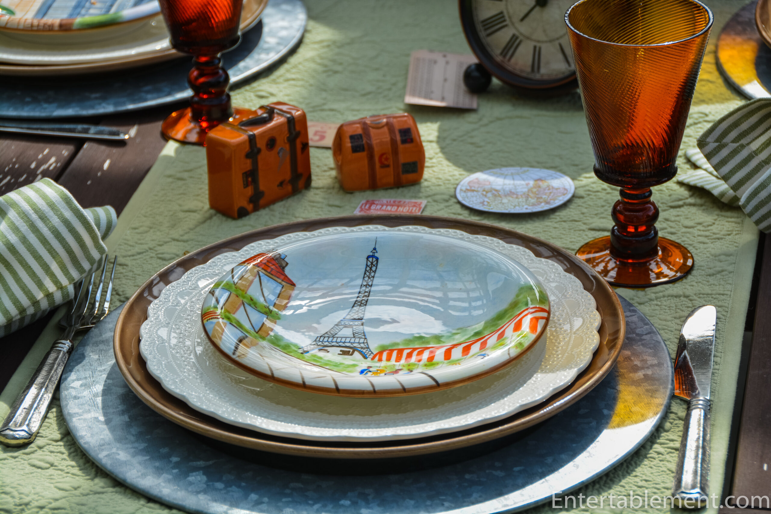 Paris by American Atelier - Entertablement