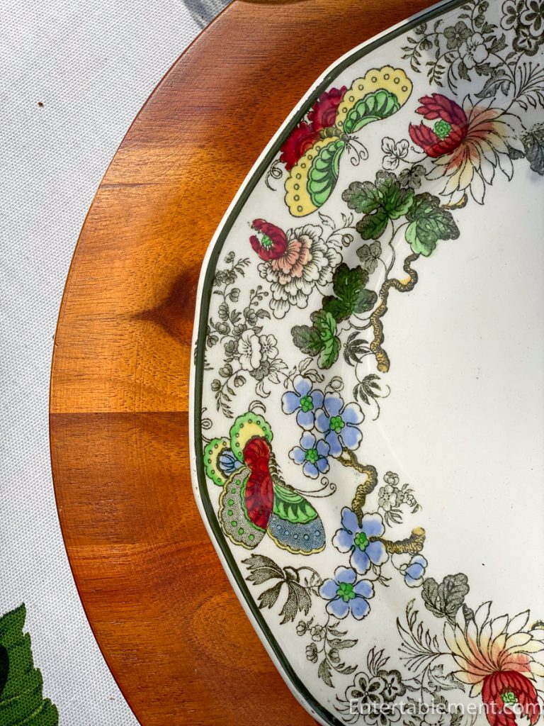 Royal Doulton Indian pattern bone china dinner plate, 1912 issue.