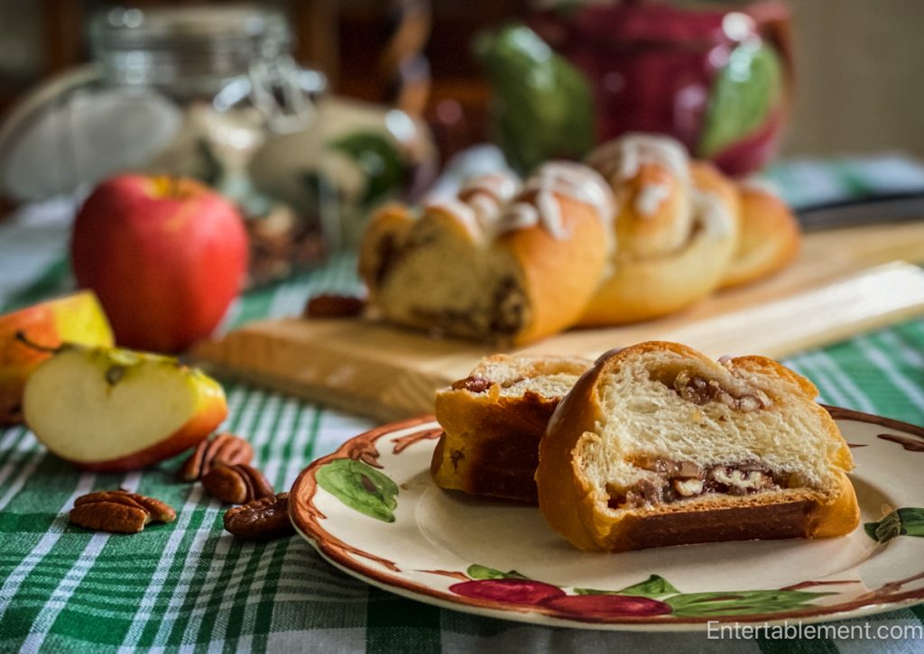 Apple Cinnamon Twist Bread