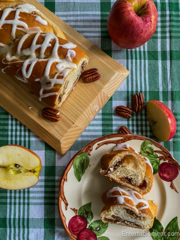 Apple Cinnamon Twist Bread