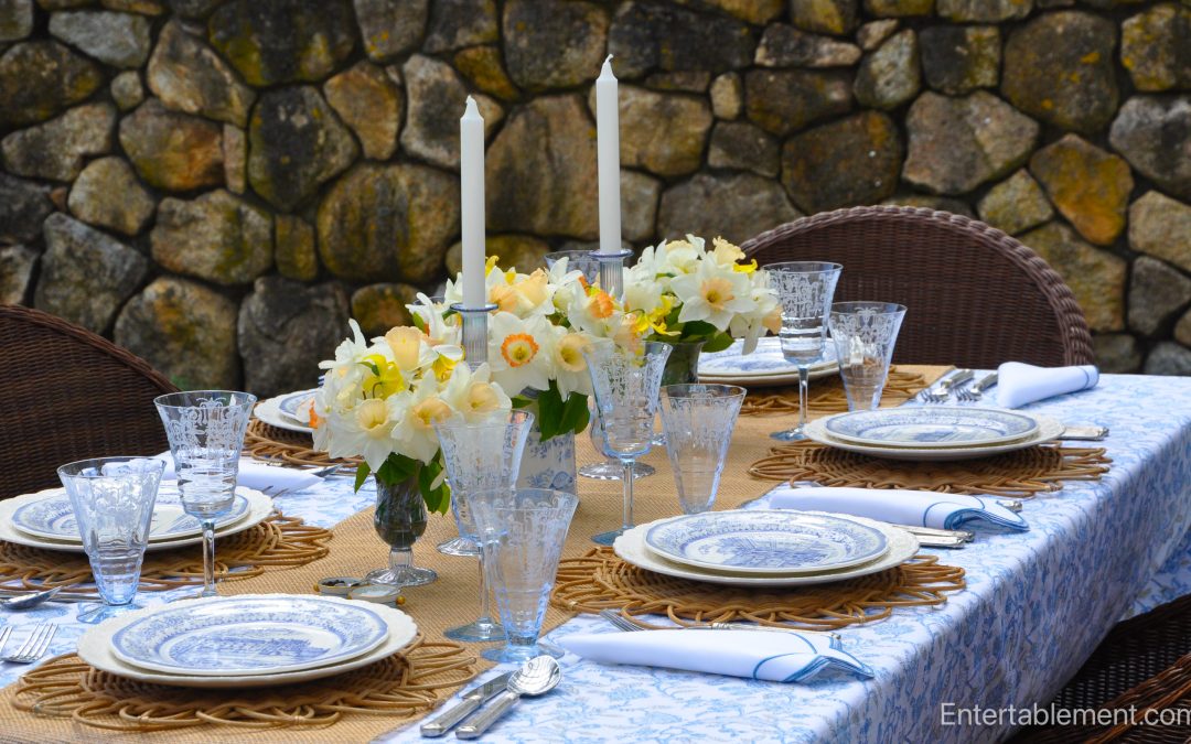 Tables from the Loire: A Spring Table with Gien’s Château Series